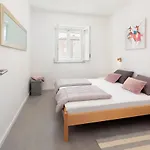 Apartment Blue Sunrise Vrsi