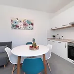 Apartment Blue Sunrise *