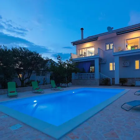 Daire Blue Sunrise *